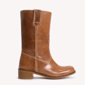 NWOT DICO Julia Gaucho Boot In Dark Tan 39